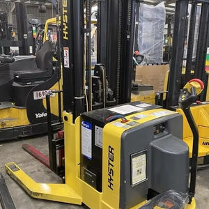 Chariots élévateurs gerbeurs Walkie assez usagés à vendre - Product Image 1