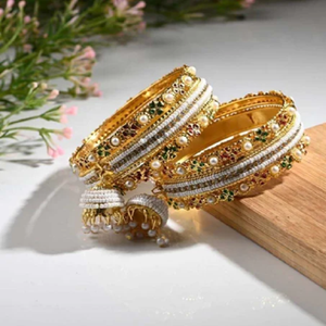 Festival porter bracelets en laiton pour femmes bijoux indiens traditionnels vibrant plaqué or bracelet ensemble en gros disponible - Product Image 1