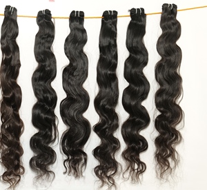 En gros 100% Cuticule Aligné Brut Vierge Naturel Indien Bodywave Cheveux Bundles Non Transformés Noir Femmes Vague D'eau Vague Lâche - Product Image 1