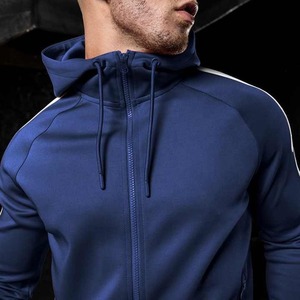 Service OEM Vêtements de sport en coton pour hommes Mode d'été Coupe régulière Imprimé Survêtement de jogging Respirant Séchage rapide ajusté - Product Image 2