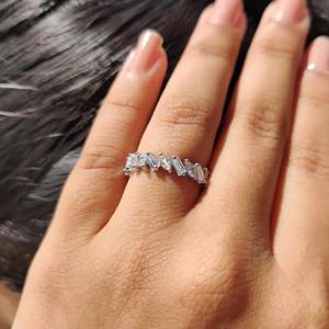 Bague de fiançailles et alliance classique en moissanite taille marquise et baguette, diamant alternant, 3/4 éternité, anniversaire et fête - Product Image 4