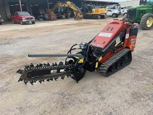 Chargeuse sur pneus Ditch Witch SK900 2024 avec moteur Yanmar, haute efficacité, garantie de 4 ans - Product Image 3