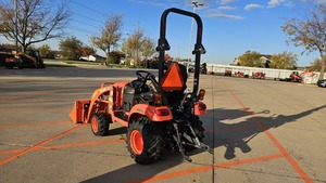 รถแทรกเตอร์ขนาดเล็ก Kubota BX2680 คุณภาพดีที่สุด ขับเคลื่อน 4 ล้อ เหมาะสำหรับตัดหญ้า ใช้งานได้หลากหลายในฟาร์มขนาดเล็ก อุปกรณ์ทนทาน ขายส่ง - Product Image 6