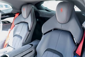 LISTO PARA ENVIAR, FER-RARI PURO-SANGUE 2024, Volante a la Derecha/Izquierda, Motor V12 de 715 HP, Tracción en las Cuatro Ruedas - Product Image 4