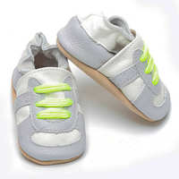 Chaussures de danse plates en cuir verni souple pour femmes, en peau de mouton, avec logo personnalisé, service OEM, couleur et taille personnalisables, pour studio de danse