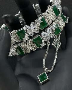 Joyería de moda de inspiración pakistaní con brazaletes Rajwari de circón, conjuntos de Material de oro de 24K, Indio para bodas largas de AA IMPEX - Product Image 2