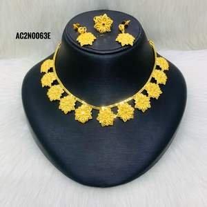 Collier en cuivre vintage d'inspiration indienne ensemble de diamants classiques cadeau de bijoux de mode plaqué or 14 carats élégant - Product Image 4