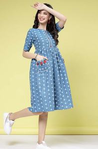 Robe ethnique pour femmes de haute qualité, design tissé, design imprimé élégant, robe pour femmes pour les occasions spéciales - Product Image 4