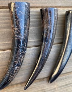 Venta al por mayor de puntas de cuerno de búfalo pulido de ágata negra y cuerno natural de color, hechas a mano, estilo animal, regalo de empresa de S a Sons Exports - Product Image 2
