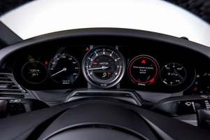 Porsche 911 Carrera GTS Coupé RWD 2022 d'occasion, incroyablement parfait, faible kilométrage, en stock, proposé à un prix fantastique - Product Image 2