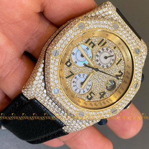 Enfatice que su reloj de pulsera hecho a mano con diamantes cultivados en laboratorio Reloj incrustado de acero inoxidable Joyería de diamantes de lujo para hombres - Product Image 2