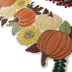 Chemin de table perlé à la mode coloré tissu décoratif pour les célébrations du dîner et les fêtes de fête pour la table - Product Image 4