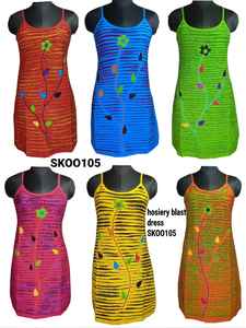 Robe de style népalais à imprimé floral, tissu de bonneterie à la mode, robe multicolore traditionnelle de fabrication indienne - Product Image 4