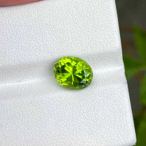 Exclusivo de moda 100% Natural manzana verde peridoto piedra forma ovalada curación Natural agosto piedra preciosa para la venta OEM - Product Image 4
