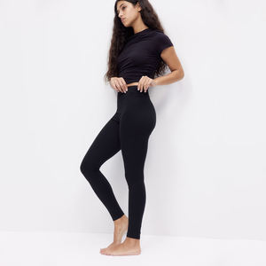 Ensembles de vêtements de fitness personnalisés pour femmes, leggings extensibles à 4 voies, vêtements confortables, fabricant fournisseur à l'exportation au Bangladesh - Product Image 1