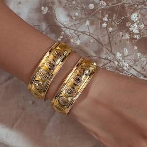 Bracelet jonc et bague en laiton plaqué or, fait main, pour femme, accessoire de mode ethnique élégant, durable, pour mariage - Product Image 1