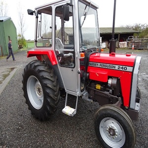 Tractor Agrícola Usado Massey Ferguson 240 2WD/4WD con Motor Diésel de Alto Rendimiento para Agricultura - Product Image 1