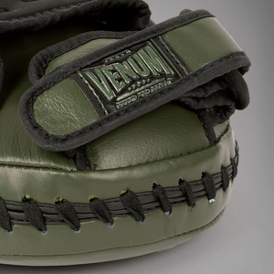 ถุงมือหนังสำหรับฝึกซ้อมศิลปะการต่อสู้ ทั้งการชกและเตะ เหมาะสำหรับการฝึกซ้อมมวยไทยและมวยสากล - Product Image 5