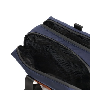 Bolsa de Aseo de Nailon Premium con Cierre, Moderna, con Logotipo Personalizado, Reutilizable, para Viajes, Almacenamiento, Tamaño y Color Personalizables, para Cosméticos - Product Image 5