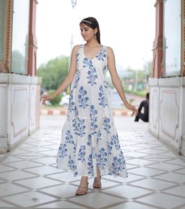 Vestido Maxi blanco con estampado floral para el hombro y la pantorrilla Jaipur, vestido hecho a mano para exportación, ropa de resort para mujer, traje de vacaciones de verano - Product Image 1