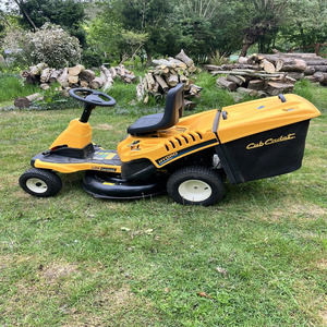 ขายเหมือนใหม่! เครื่องตัดหญ้าแบบนั่งขับ Cub Cadet XT1 LT46 LR2 ขนาด 46 นิ้ว 23 แรงม้า รุ่น Enduro Series ใช้แก๊ส  ใช้งานมาเพียง 26.7 ชั่วโมง สภาพเหมือนใหม่ - Product Image 1