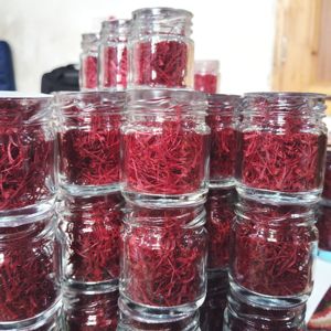 Azafrán de Cachemira de Primera Calidad A++, Natural, Seleccionado a Mano, Rico Aroma y Hilos Largos, Disponible en Empaque Personalizado - Product Image 4