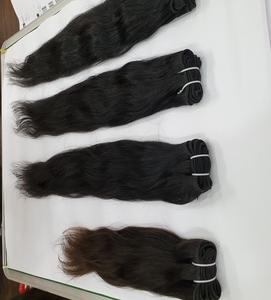 Stock prêt à expédier de cheveux indiens vierges bouclés avec lace frontale et fermetures extensions de cheveux humains armure de cheveux Remy de qualité naturelle - Product Image 3