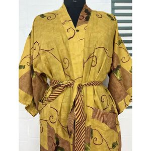 เสื้อคลุมกิโมโนสไตล์วินเทจโบโฮลายมัดย้อมสำหรับฤดูร้อน ทำจากผ้าฝ้ายรีไซเคิลแท้ ลายพิมพ์สไตล์บีชเฮาส์ - Product Image 2