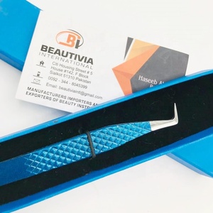 Pinzas de pestañas de 90 grados de brillo azul, herramienta de belleza de acero inoxidable sostenible puntiaguda para extensiones de pestañas de etiqueta privada - Product Image 5