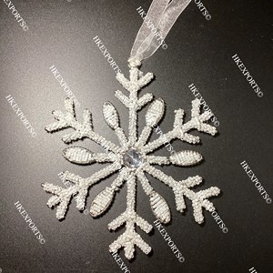 Adornos colgantes con cuentas artesanales multicolores Adornos navideños festivos para decoración navideña - Product Image 4