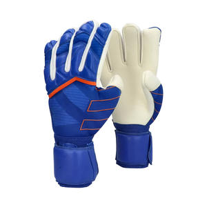 Vente en gros de gants de gardien de but de football personnalisés, équipement de sport en cuir latex respirant de qualité professionnelle pour les joueurs de football - Product Image 1