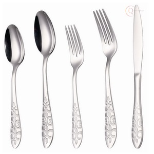 Ensemble de couverts en acier inoxydable de qualité supérieure pour table à manger |   Parfait pour les cuisines domestiques et professionnelles - Product Image 1