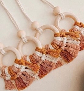 Diffuseur d'huile essentielle pour voiture en macramé fait main en gros, mini diffuseur en macramé suspendu, décoration d'intérieur, prix bas en provenance du Vietnam - Product Image 3