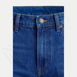 กางเกงยีนส์เดนิมผู้ชายขายดีสำหรับฤดูหนาว ใส่ได้ทุกวัน สไตล์ลำลอง คุณภาพสูง ออกแบบโลโก้ตามสั่ง สีตามสั่ง พรีเมียม - Product Image 4