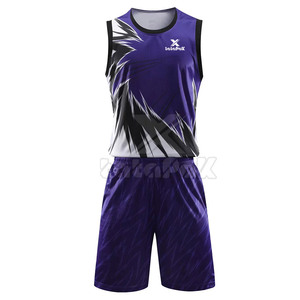 Ensemble de maillot de basket-ball léger avec uniforme de basket-ball évacuant l'humidité personnalisable pour les équipes - Product Image 1