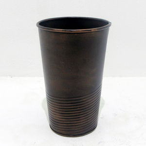 กระถางต้นไม้เหล็กโลหะสำหรับตกแต่งบ้านและทำสวนออกแบบได้ตามต้องการ - Product Image 2