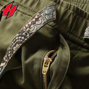 Pantalones Cortos Cargo de Algodón 100% Vintage con Estampado Floral para Hombre, Personalizados, Multibolsillos, Holgados, de Moda, Finos, Ecológicos, Antiarrugas e Impermeables - Product Image 3