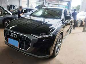 Audi <span class=keywords><strong>Q8</strong></span> SEDAN 2026 in Condizioni Perfette con Basso Chilometraggio - Product Image 2