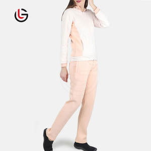 ชุดวอร์มผ้าฟลีซสีล้วนของผู้หญิงผ้าคอตตอนผสมโพลีเอสเตอร์สีทึบออกแบบได้ตามต้องการสำหรับกลางแจ้งฤดูหนาวแบบมีฮู้ด - Product Image 3