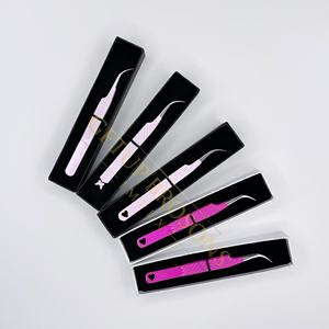 Pince à épiler GETUP BROSONS IMPEX en acier inoxydable blanc/rose, design découpé diamant, anti-magnétique, anti-statique, parfaite pour les cils - Product Image 3