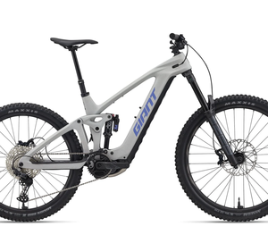 VTT électrique Enduro Reign Advanced E+ 2 en carbone 2026, transmission 1x12 vitesses, groupe motopropulseur à couple élevé 560Wh, vélo électrique Geometry Gravity - Product Image 3
