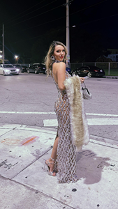 Robe de soirée sirène luxueuse à manches longues en tulle élégant avec décoration de mariage en dentelle et strass perlé - Product Image 4