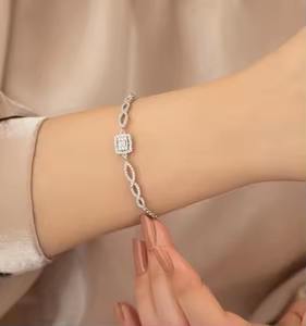 Pulsera de tenis de plata 925 delicada para mujer, pulsera de piedra de cadena con diamantes, regalo del Día de la madre, pulseras y brazaletes de moissanita - Product Image 1