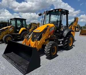 Chargeuse compacte à bras articulé JCB 3CX 2024 d'occasion avec composants MOOG à vendre - Product Image 4