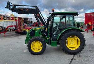 Tracteur agricole John Deere 5075E 4RM 75 CV à vendre, modèle 2022, avec moteur, boîte de vitesses, pompe et PLC intégré pour l'agriculture - Product Image 6