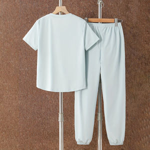 Conjunto de camiseta y pantalones de manga corta con estampado informal a la moda para niños para exteriores 2025 OEM superventas 100% sarga de algodón - Product Image 2