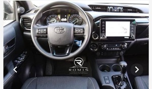 Toyota Hilux Adventure 2024 Usato 4.0L Turbo Benzina SUV Automatico 4WD Guida a Sinistra Sedili Scuri Portapacchi in Lega di Alluminio - Product Image 3