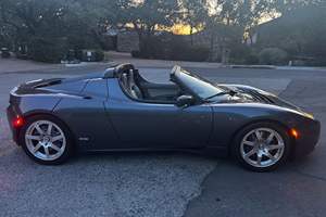 TESLA ROADSTER SPORT 2010 USADO, Volante a la Izquierda/Derecha - Product Image 2