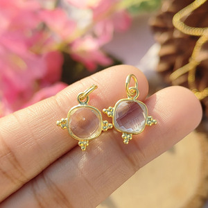 Venta al por mayor cristiana plata esterlina cristal cuarzo cojín forma piedra preciosa colgante encantos chapado en oro piedra de nacimiento bisel para - Product Image 1