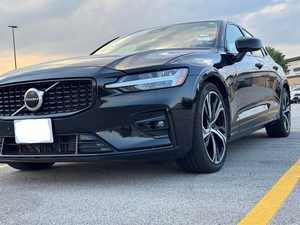 Seminuevo Clean 2019 Vol.-vo T5 Momentum Sedan 4D - Product Image 2